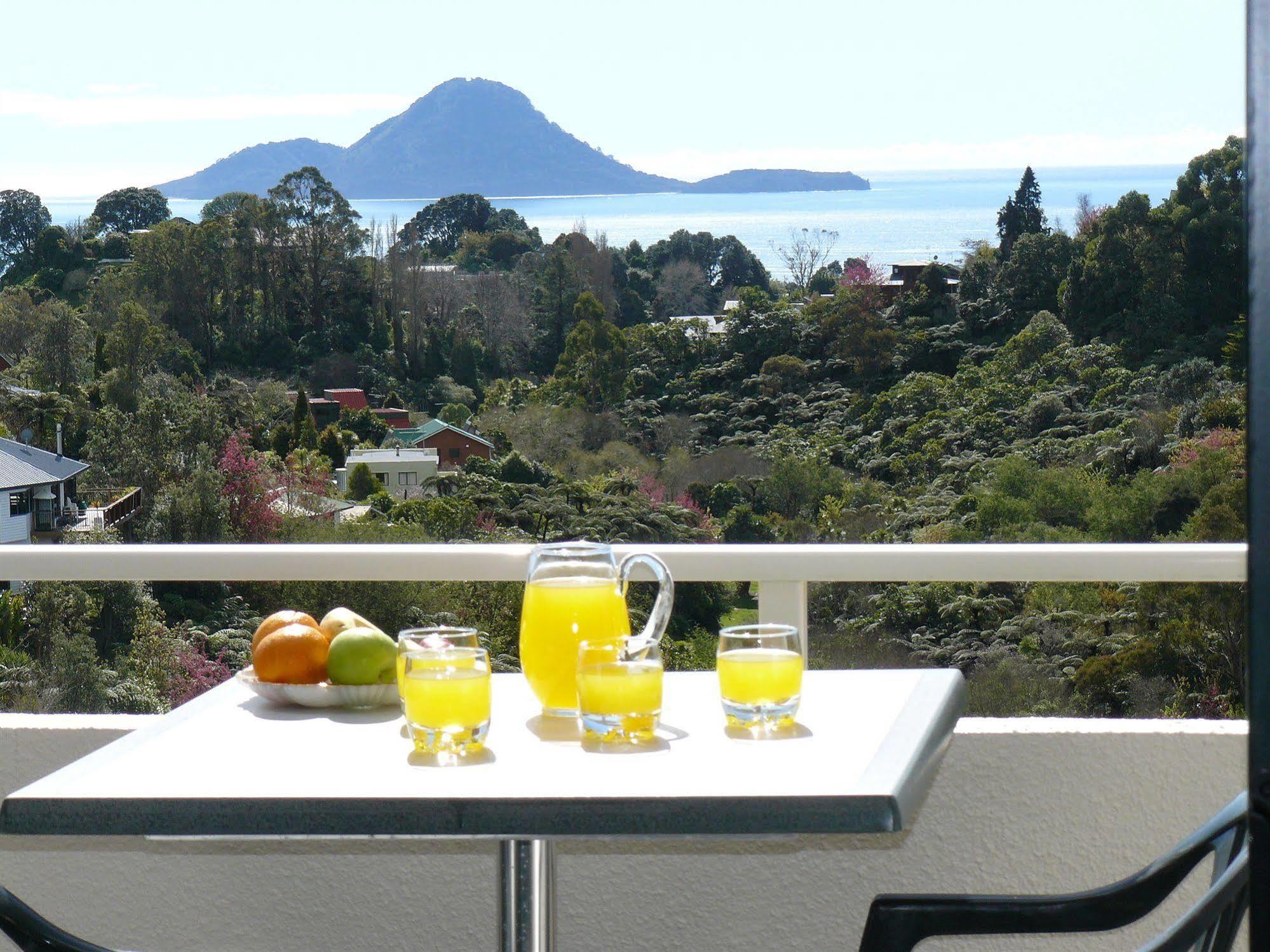 Crestwood Bed And Breakfast Whakatane Exterior photo